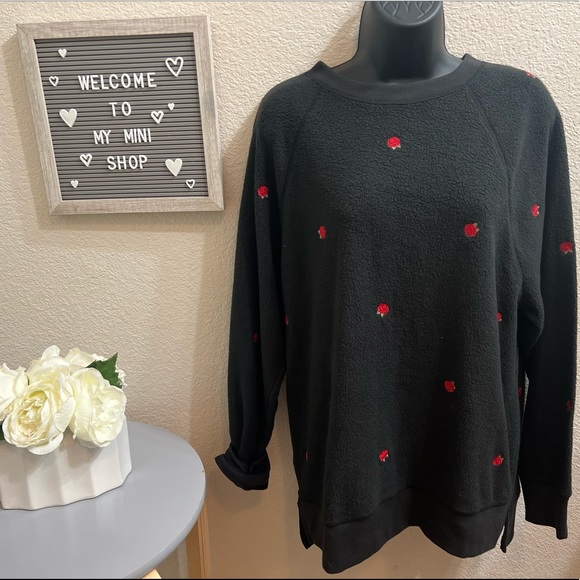 PINK Roses Black Fleece Sweatshirt - Picture 4 of 7